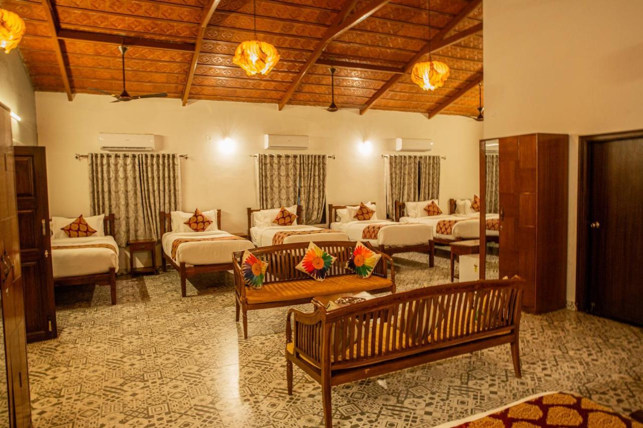 Brown Town Resort & Spa Hyderabad Exterior photo