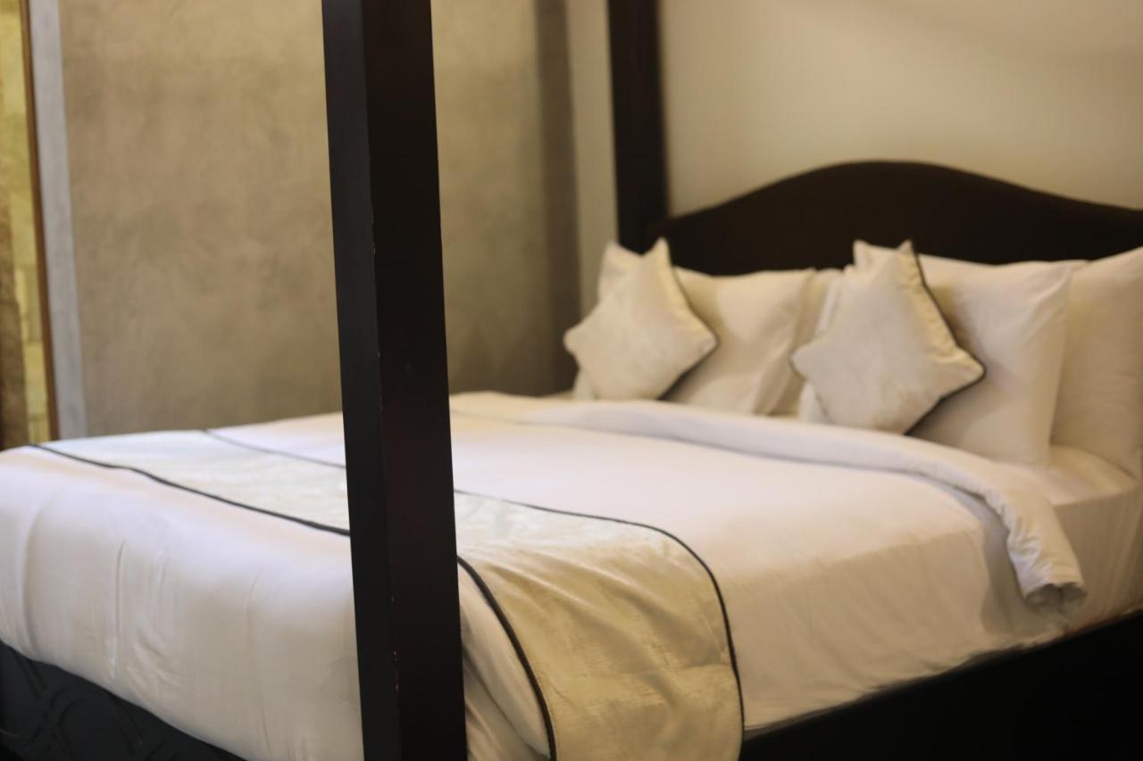 Brown Town Resort & Spa Hyderabad Exterior photo