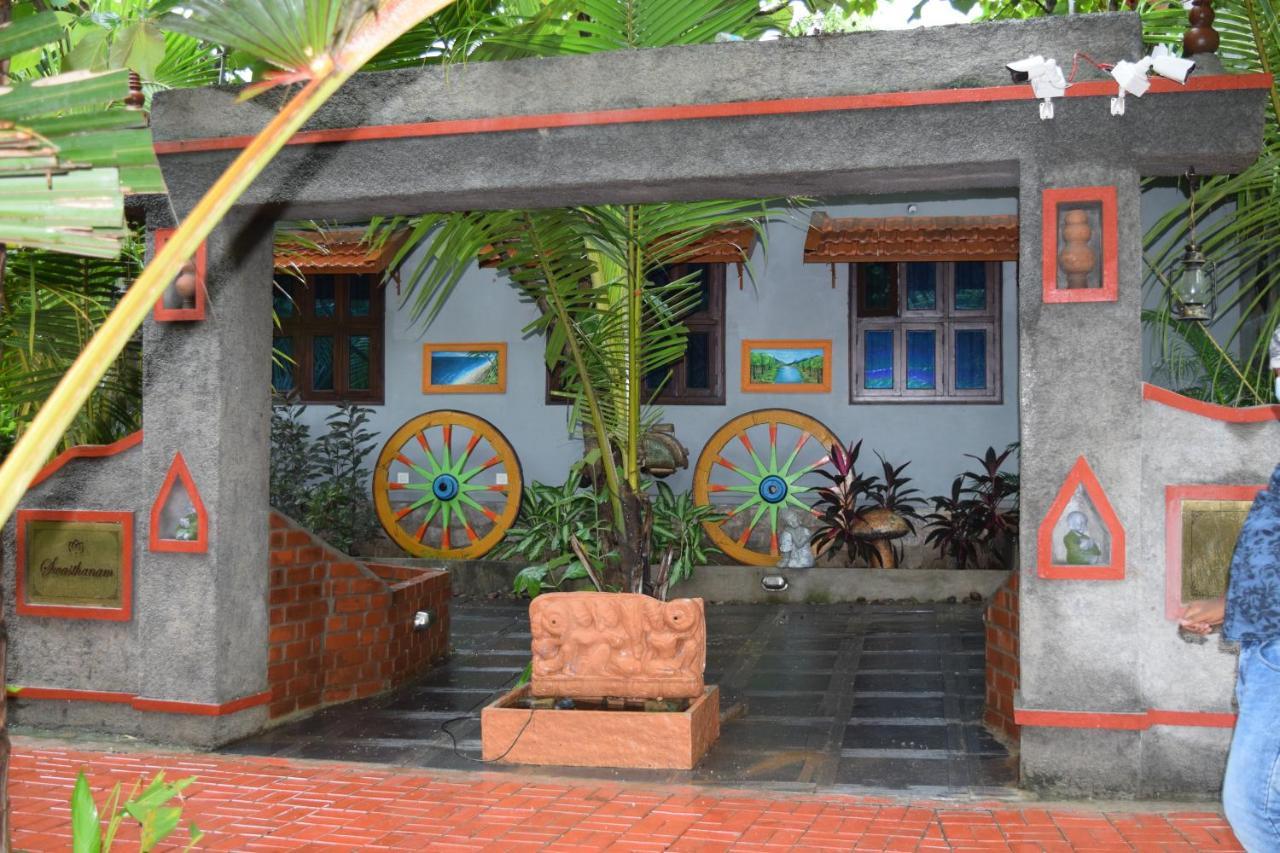 Brown Town Resort & Spa Hyderabad Exterior photo