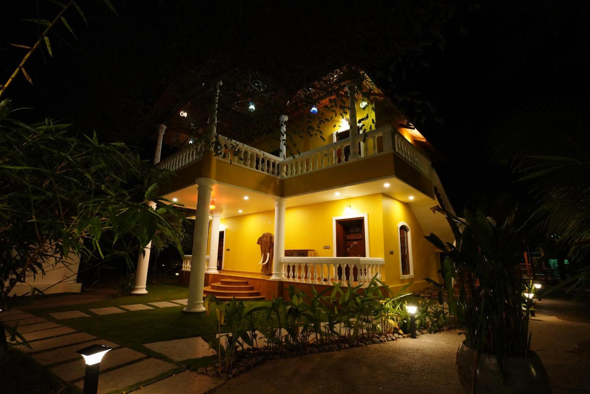 Brown Town Resort & Spa Hyderabad Exterior photo
